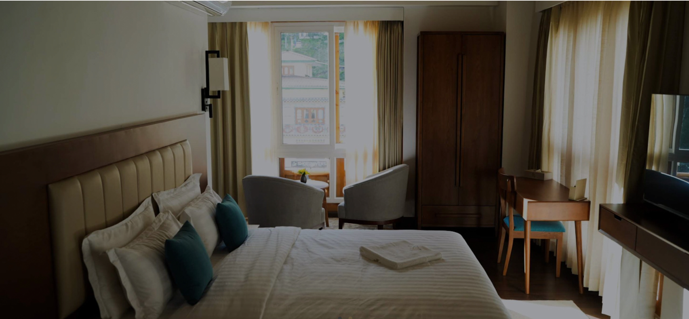 33rd Executive Suites