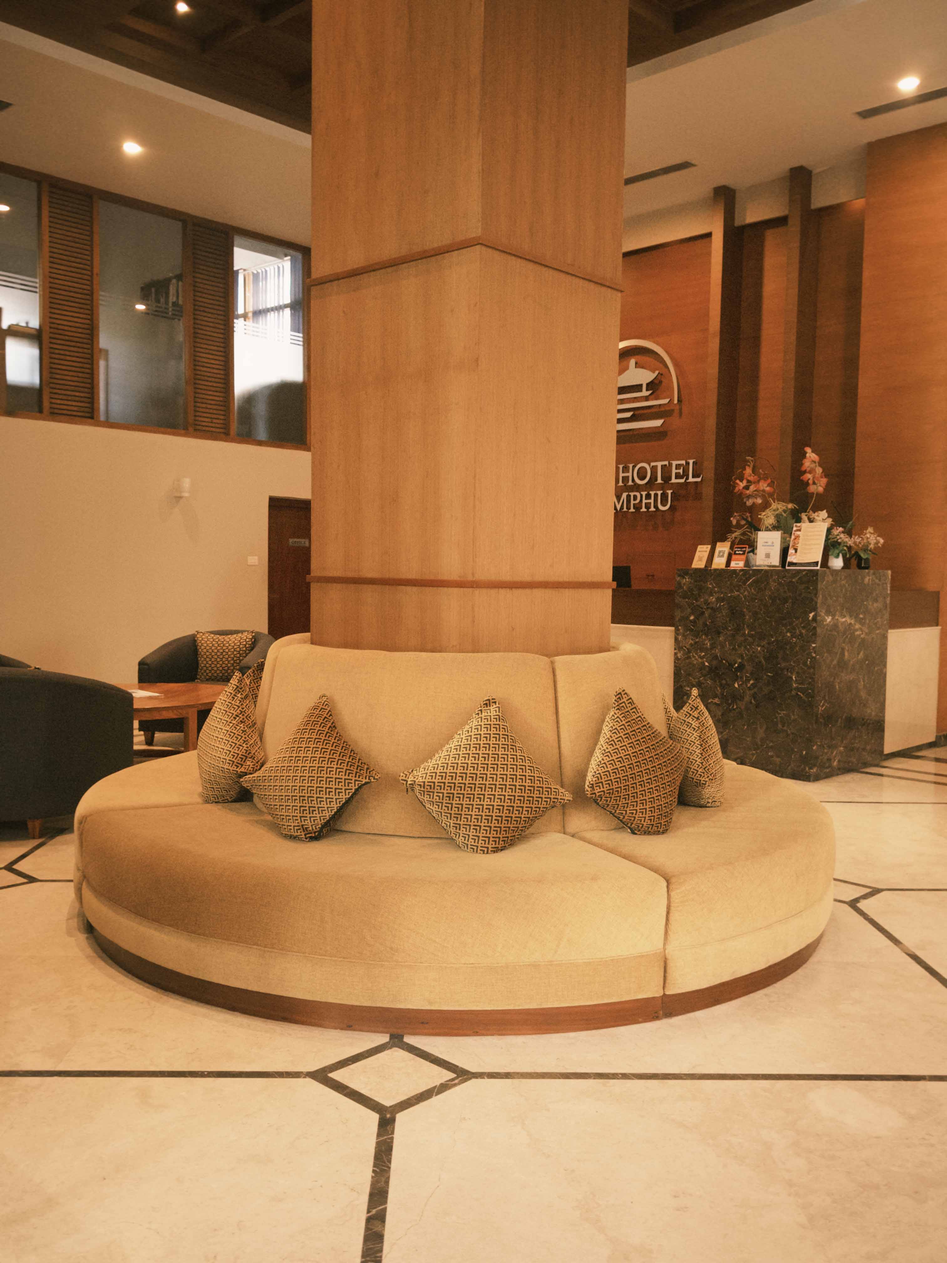 City Hotel